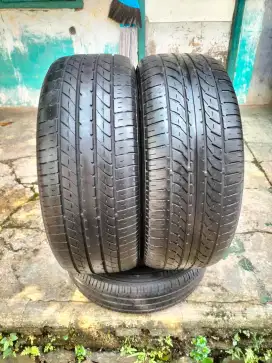BAN 235/50 R18 TOYO TRANPATH R30