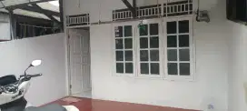 Di sewakan 1 rumah