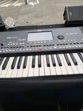 Keyboar korg pa 600