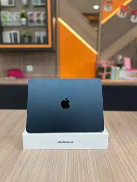 MACBOOK 13 M2 8/256gb MIDNIGHT