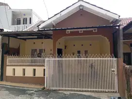 Rumah Komplek Sariwangi 3 Kamar 8 Menit Sarijadi Bandung