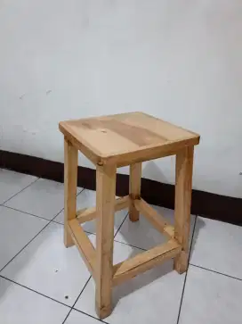 Dijual kursi kayu asli kokoh