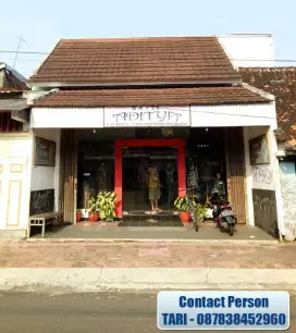 DIKONTRAKAN TEMPAT USAHA LOKASI STRATEGIS ( DALAM KRATON)
