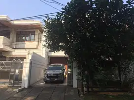 Dijual Rumah di Cipaku,Jakarta Selatan Uk.10x20m2 SHM Harga Nego