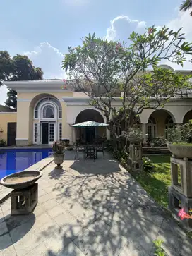Rumah Super Mewah Golf View Citraland, ADA POOL, NEGO