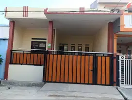 Dijual rumah siap huni di Harapan indah ,Bekasi  bangunan baru (renova