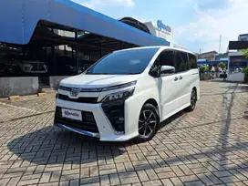 DP 5% Toyota Voxy 2.0 Bensin-AT 2018 ARF
