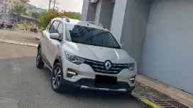 [ GARANSI 1TH ] Renault Triber 1.0 RXZ AT Silver 2020 2021