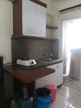 Dijual apartment 2br furnis bagus murah di green pramuka