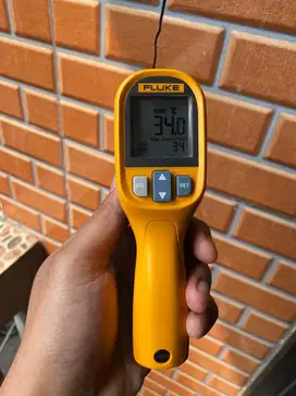 Fluke 59 MAX IR Thermometer