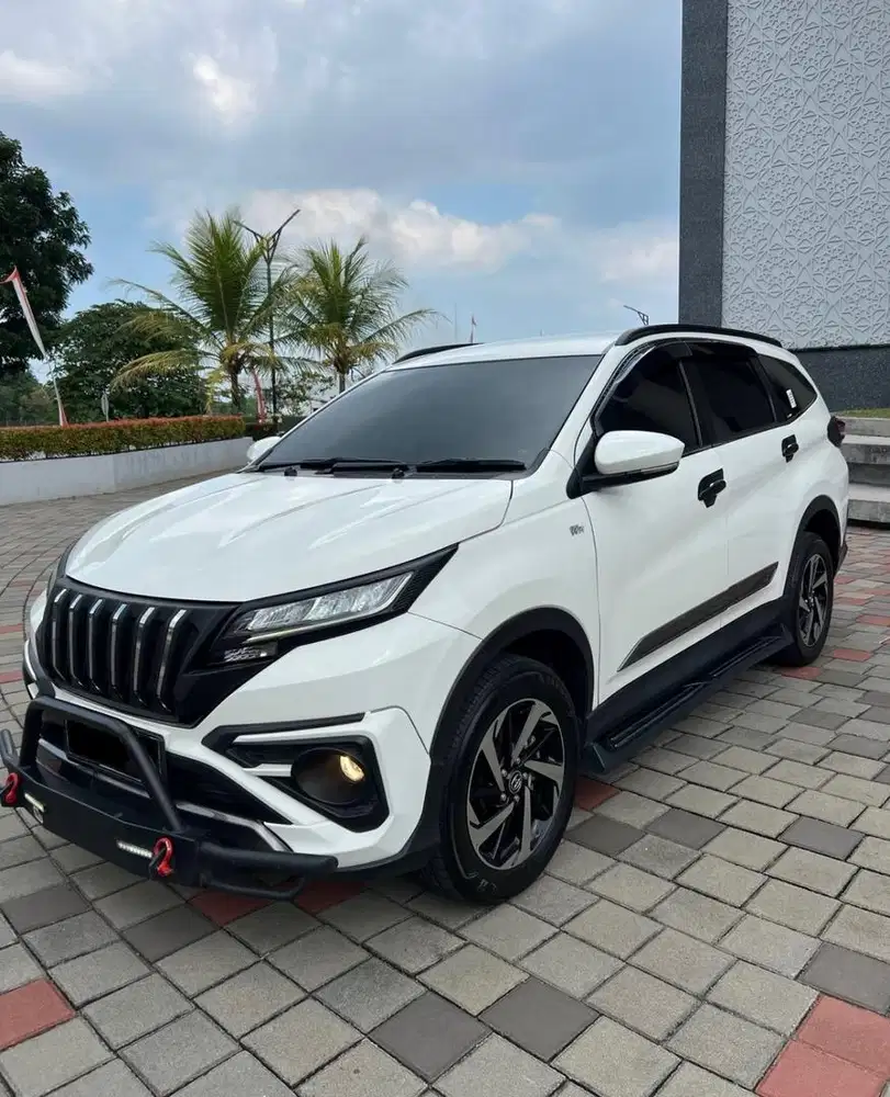 MILIK PRIBADI DIJUAL TOYOTA RUSH GR-SPORT 2021 Putih Plat AB