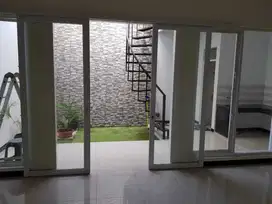 DIJUAL MURAH BANGET Rumah Cantik Siap huni SHM di Taman Kopo Indah 5