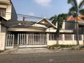 Rumah Mojoarum dekat Dharmahusada STRATEGIS