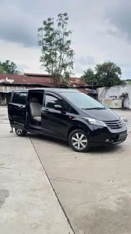 Honda Freed 2011 Bensin