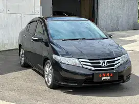 Honda CITY E 1.5 Matic 2013.. eNHa garage Semarang..