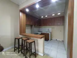 MURAH SEGERA DI SURVAIHARGA450JT RUMAH MINIMALIS SIAP HUNI UJUNGBERUNG