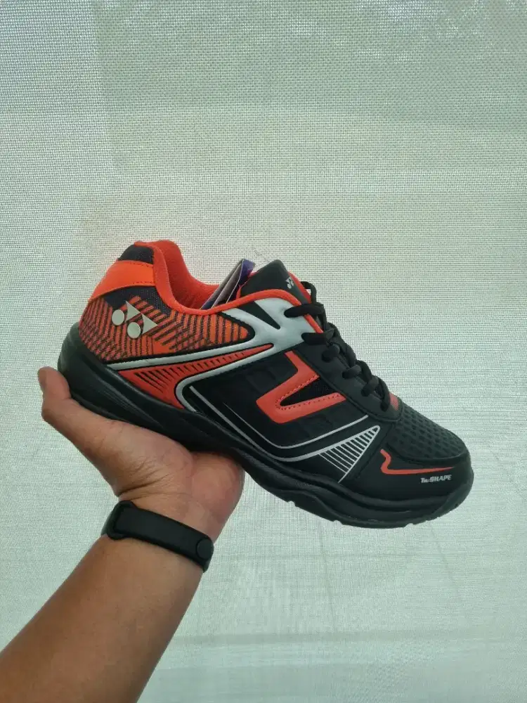 Sepatu Yonex Tokyo 3 (Badminton)