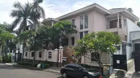 Rumah siap huni di raffless hills cibubur