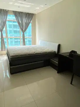 Disewakan Apartemen Full Furnish di Central Park Jakarta Barat