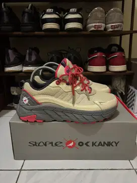 Sepatu kanky x staple