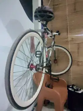 sepeda fixie basic airwalk