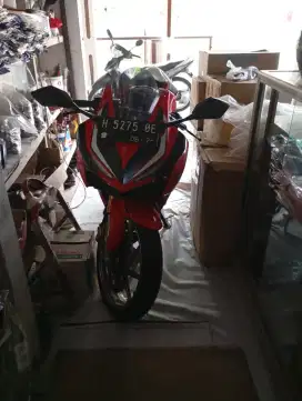 Dijual murmer motor Honda CBR250RR th 2021 km 4910