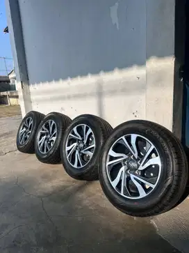 Velg + Ban Innova Reborn 2025