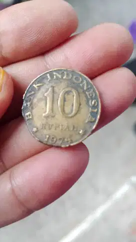 Uang kuno 10 rupiah tahun 1974
