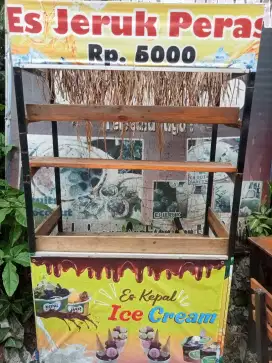 Both kokoh ada roda nya juga