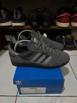 Adidas gazelle team