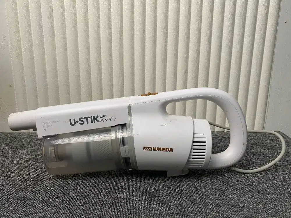 Vacuum Cleaner Umeda U-STIK Lite – Kondisi Bekas, Ringan & Praktis