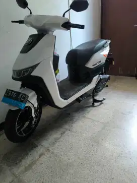 YADEA T9 MULUS JARANG PAKAI