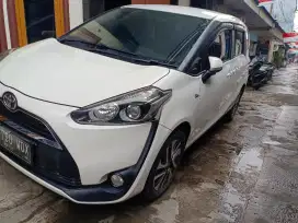 Toyota Sienta Type V 1.500CC Automatic Tahun 2017 Pajak2026 Siap Gass
