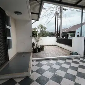 Rumah Sudah Renov Taman Kopo Katapang Dekat Tol Seroja