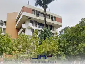 Sewa Kantor Setiabudi 2 Luas 262 M2 Bare di Kuningan Akses LRT