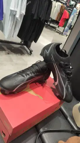 Sepatu Bola Puma Black Asphalt Original 100% Size 43