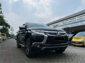 HARGA SPESIAL!! MITSUBISHI PAJERO 2.4 DAKAR DIESEL MATIC 2020 HITAM