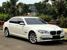 ANTIK! BMW 740li 2012 Low ODO