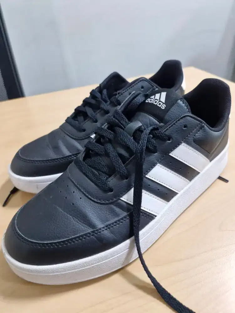Sepatu Adidas Breaknet 2.0 Shoes