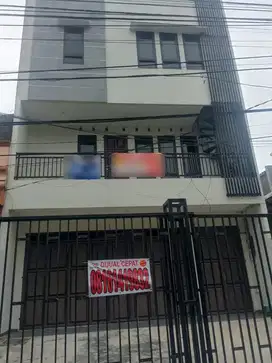 RUMAH BISNIS KOST AN DI BANDENGAN UTARA