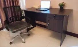 Meja Kerja + Kursi Kerja ( Baru) Free Ongkir Pasang