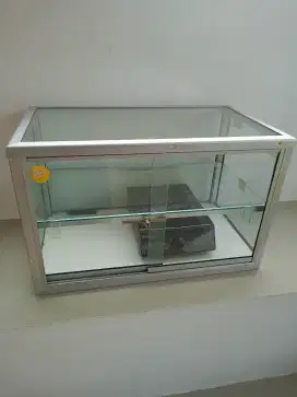 Jual etalase untuk usaha