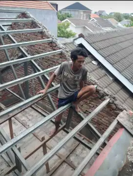 Tukang bangunan borongan