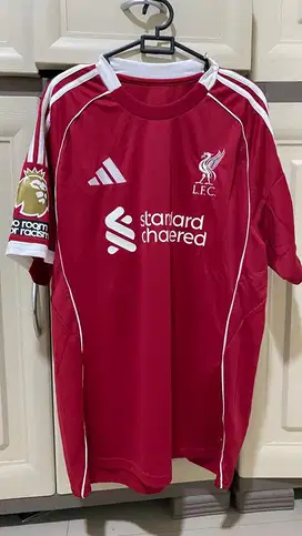 Jersey Liverpool 2025/2026 size L (signed lucas leiva)