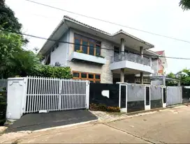 DIBAWAH NJOP RUMAH MEWAH FULL FURNISHED BEBAS BANJIR WARUNG BUNCIT