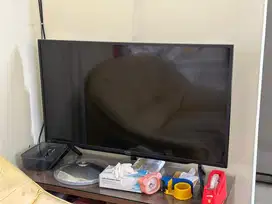 TV 42 inch sharp