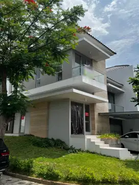 RUMAH 3 KAMAR DI GOLF ISLAND PIK SERENADE SELATAN