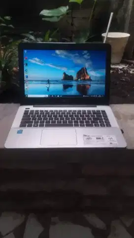 Laptop murah normal