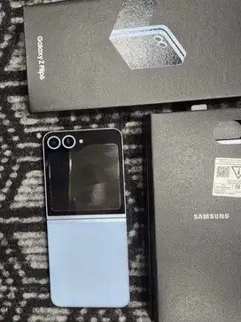 Smsung Galaxy  Z flip 6 12/256GB