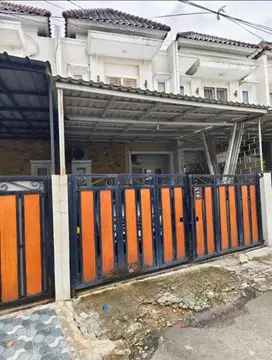 Rumah 2 Lantai 4 KM 4 KT Jagakarsa Jakarta Selatan